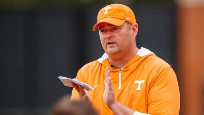2023 Vols Debut at No. 10 in USA Today AFCA Coaches Poll
