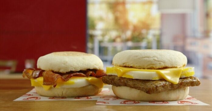 Wendy’s adds two new English Muffin Sandwiches to its craveable morning menu