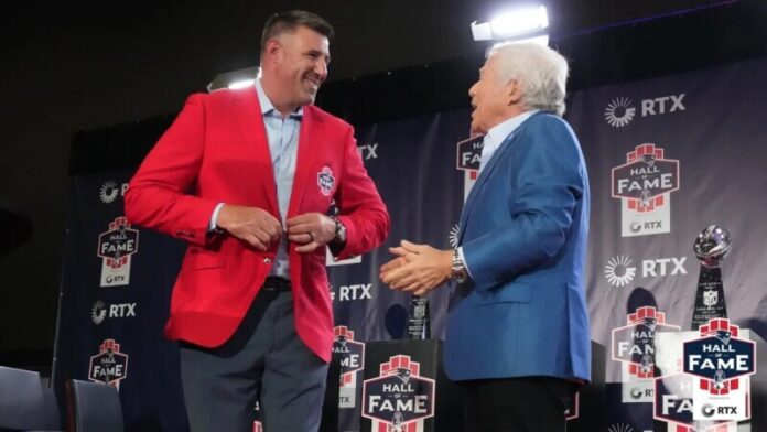 NASHVILLE – Titans Coach Mike Vrabel was inducted into the New England Patriots Hall of Fame over the weekend.