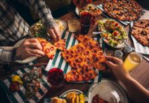 diceys Pizza and tavern
